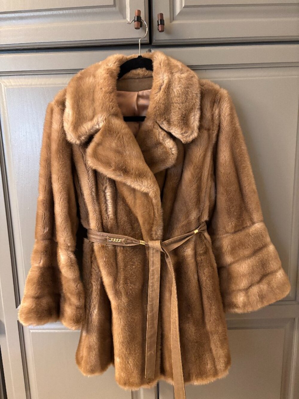 Tissavel of France Career Originals imported faux fur jacket - Size 12